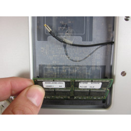 EMC 1936 iMac G4 17 800 МГц ОЗУ